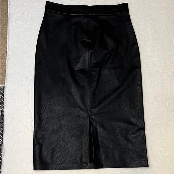 Blank NYC Deep Talks Faux Leather Midi Skirt Size 29 NEW - Picture 6 of 9